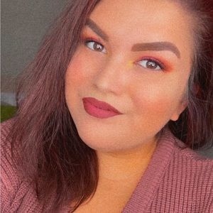 Meet your Posher, Kaylee